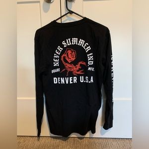 Never Summer Industries long-sleeve shirt - men’s size Medium